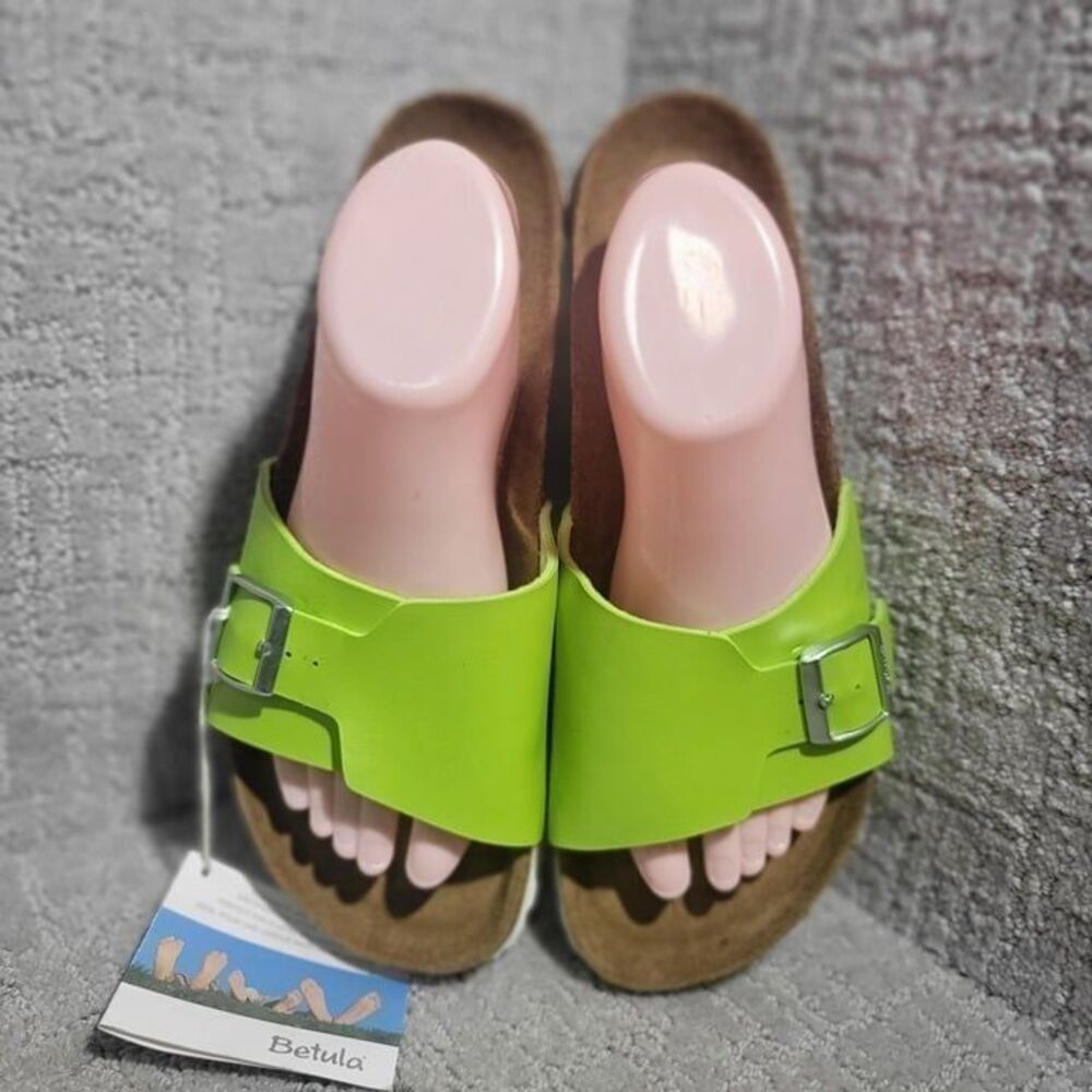 Betula Birkenstock Catalina Soft Footbed Size EU 42 US L11 M9 Lime Green Sandals